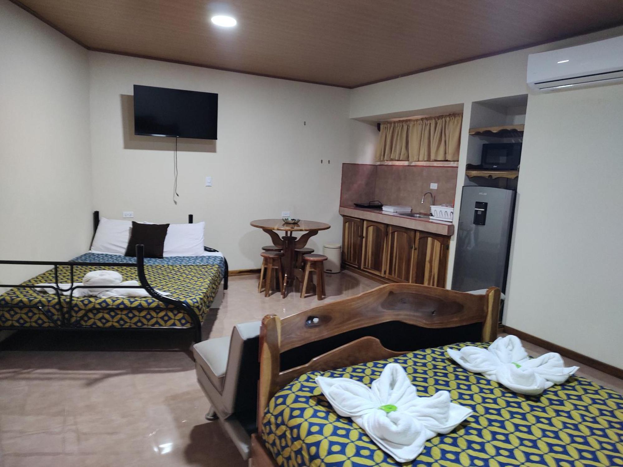 Cool Waters Jungle Villas Увита Экстерьер фото